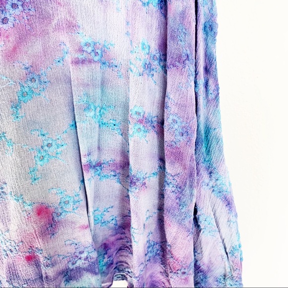 Urban Episode Custom Tie Dye Embroidered Tank - Picture 4 of 6